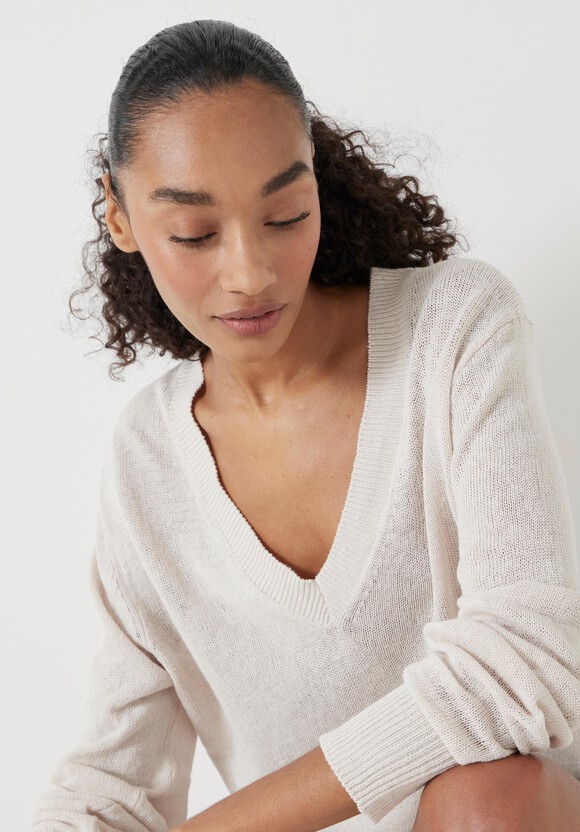 Linen Blend V Neck Jumper