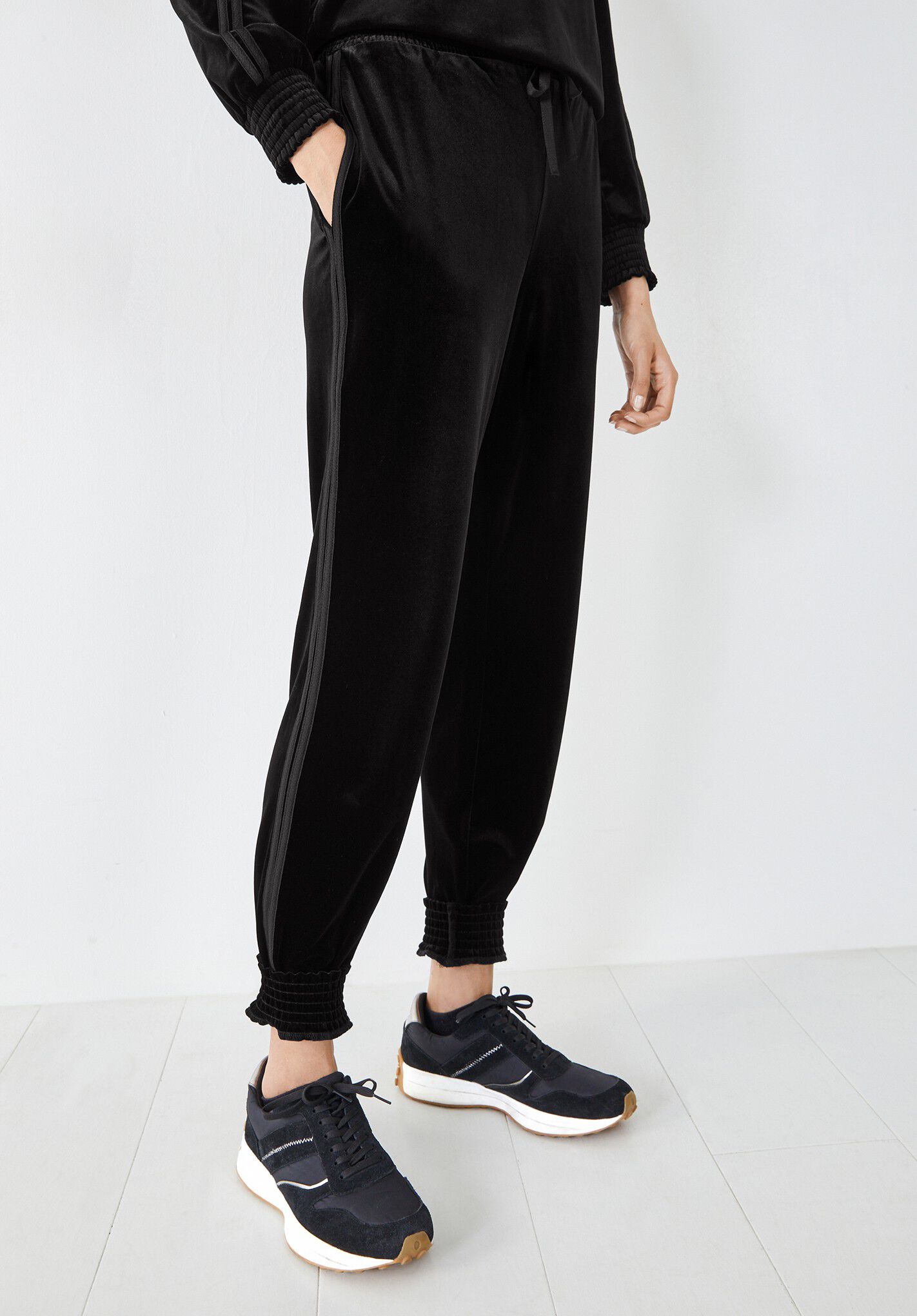 Piper Velvet Joggers