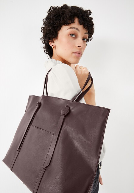 Leeton Tote Bag