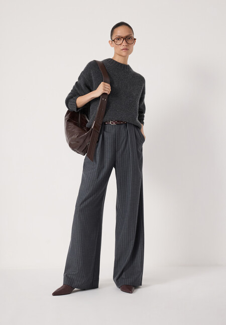 Cora Relaxed Chunky Cashmere Crew Jumper