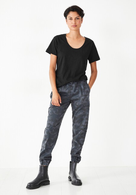 Hari Scoop Neck Cotton Slub T-Shirt