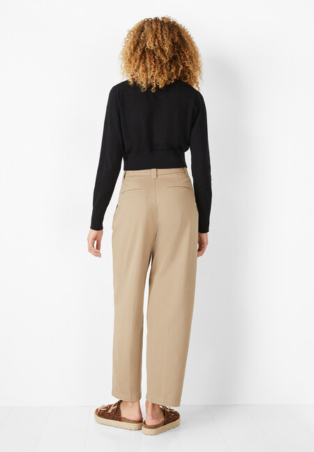 Sanna Super Cropped Cardigan