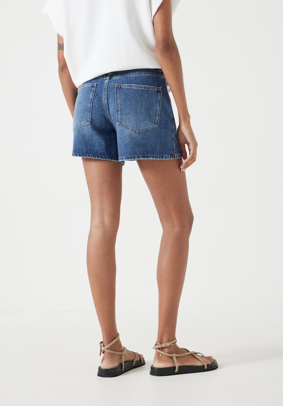 Essential Denim Short