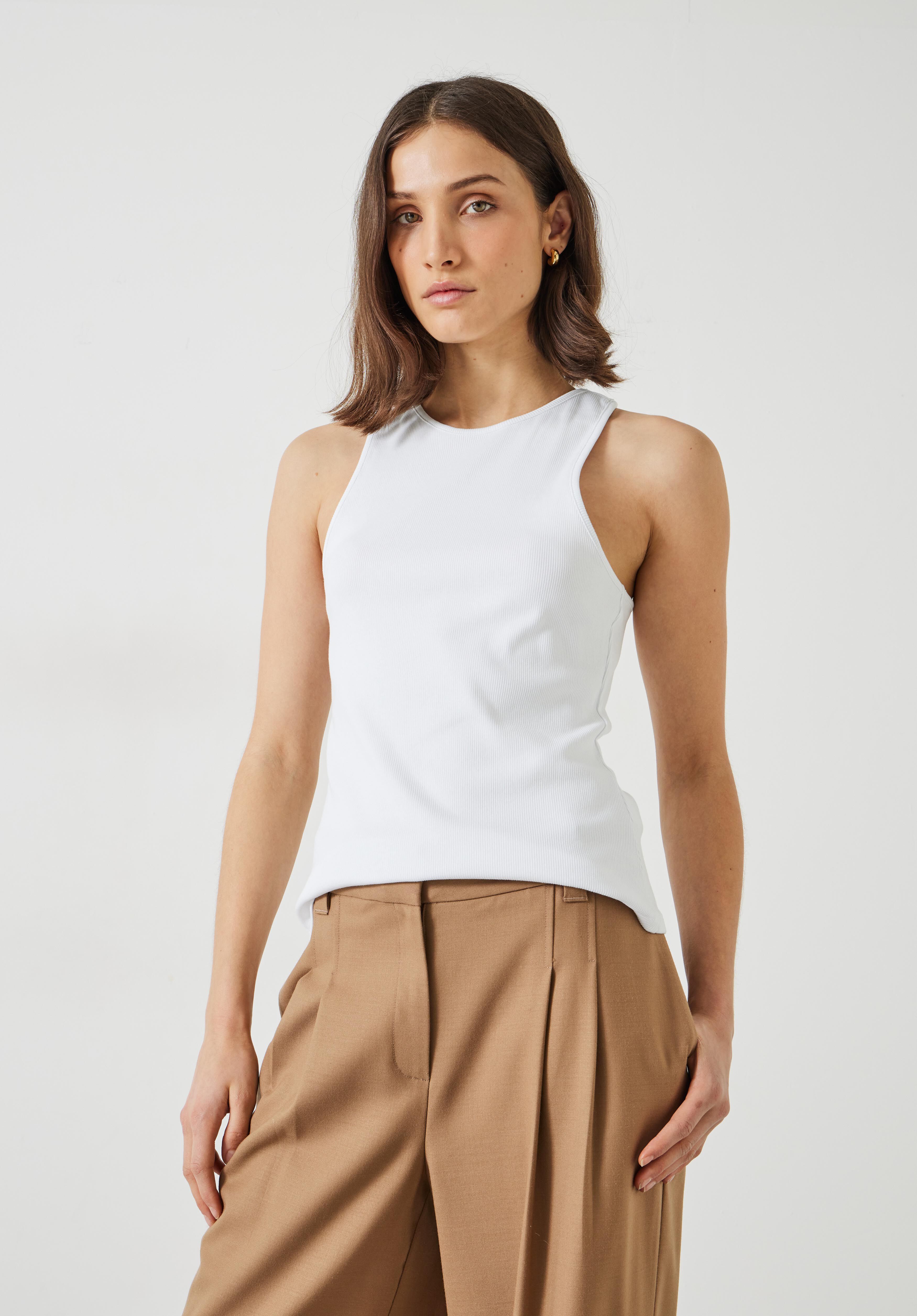Ribbed Scooped Vest | White | hush