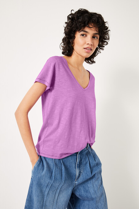Slim V-Neck T-Shirt