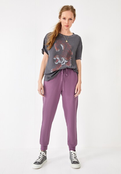 Tiger Boyfriend Tee