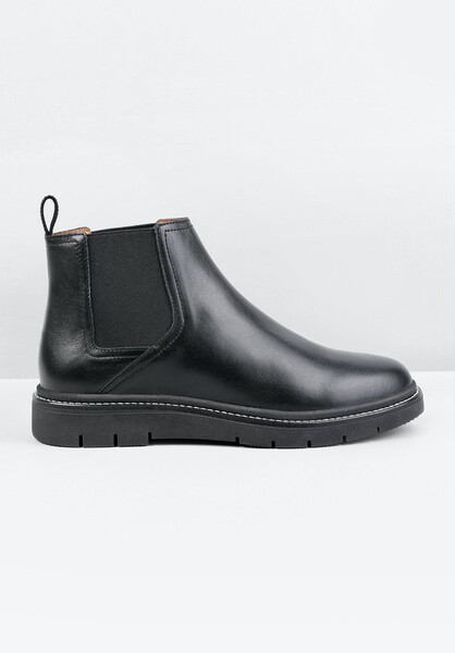 Farley Chelsea Boots