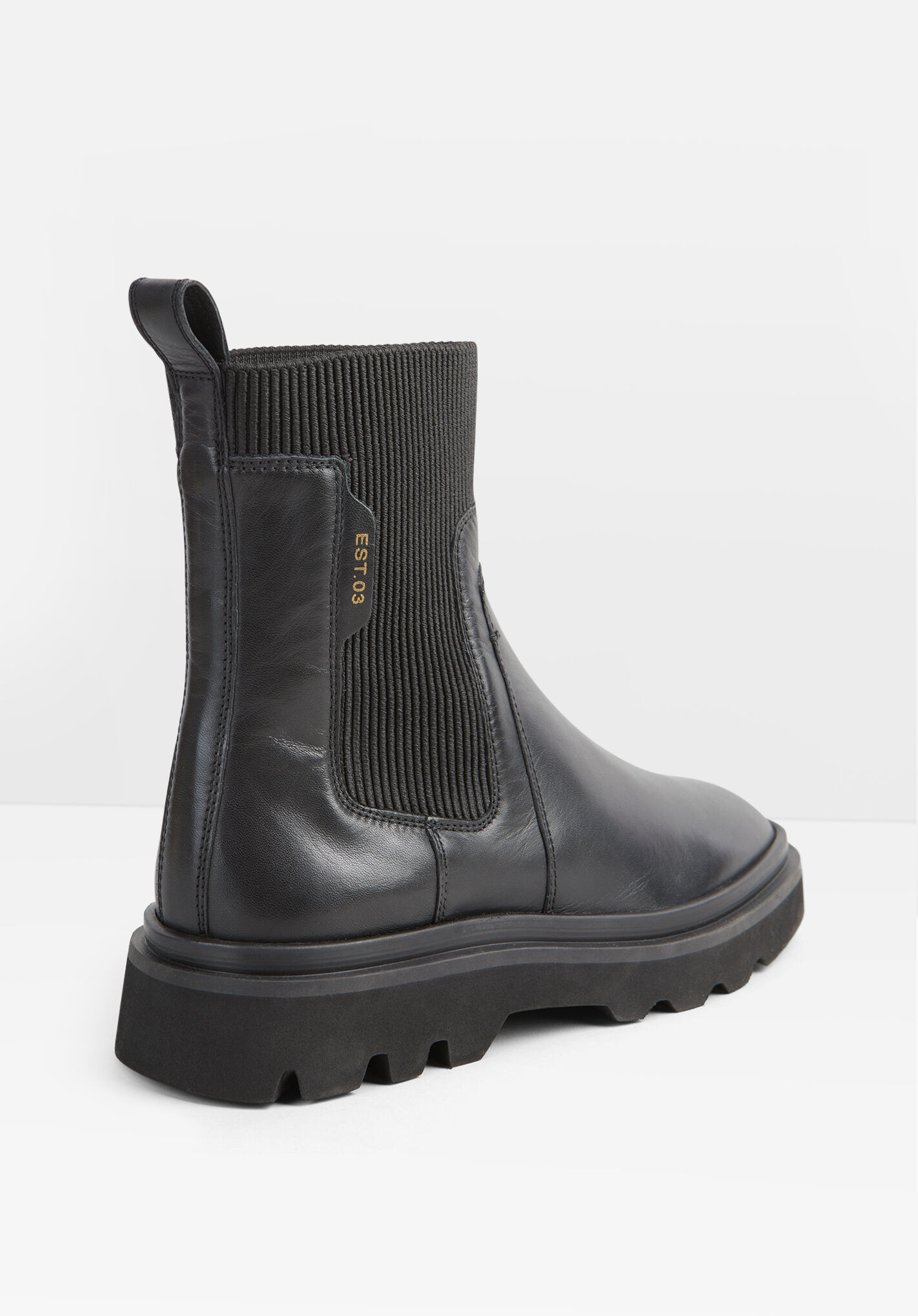 Chunky chelsea shop boots leather