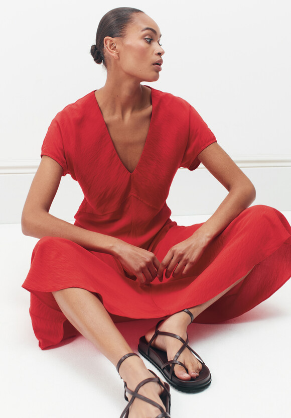 Grace Air Flow V-Neck Maxi Dress