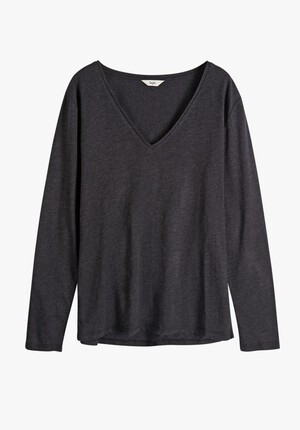 Long Sleeve V-Neck Slub T-Shirt