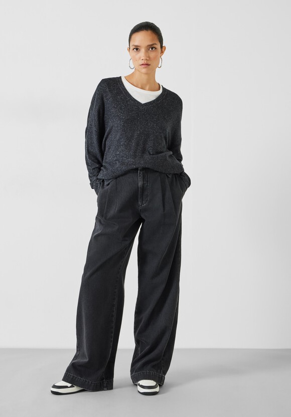 Elle Supersoft V-Neck Top