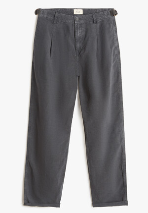 Robin Relaxed Chinos