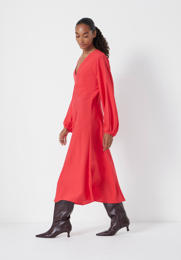 Grace V-Neck Long Sleeve Dress