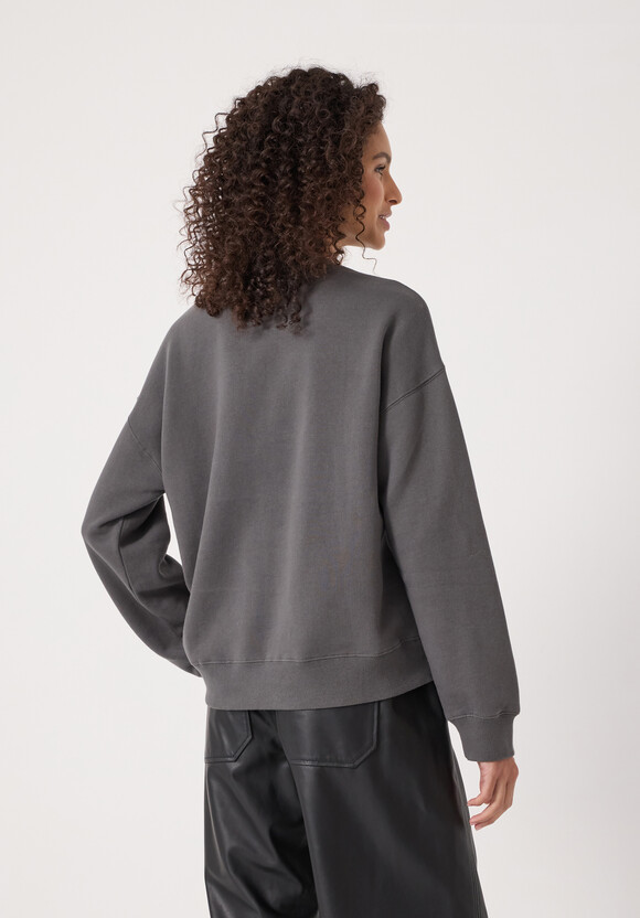 Metallic Star Graphic Sweatshirt