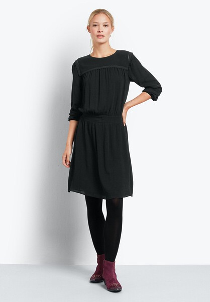 Lavony Dress