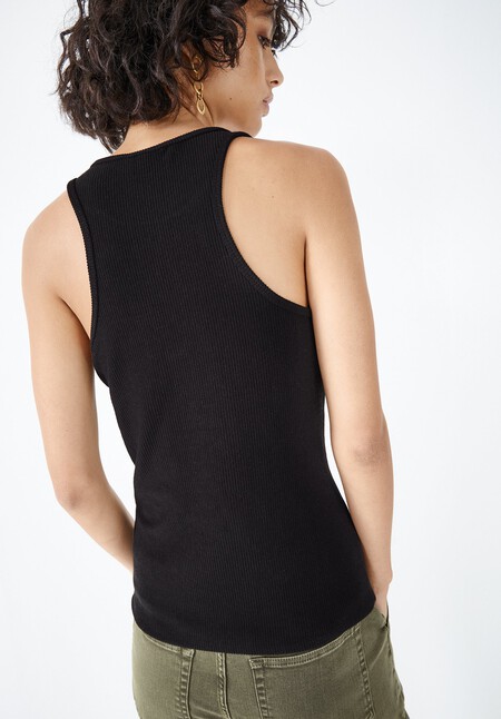 Ribbed Scoop Vest