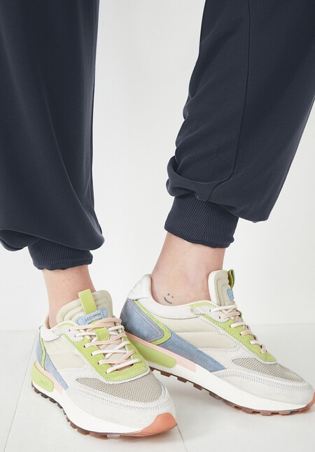 Hoff Tribe Trainers