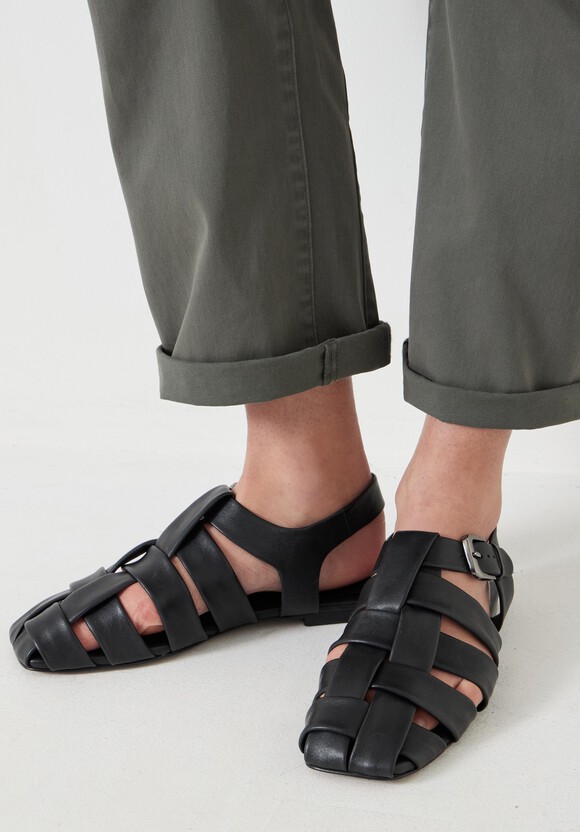 Leather Caged Fisherman Sandals