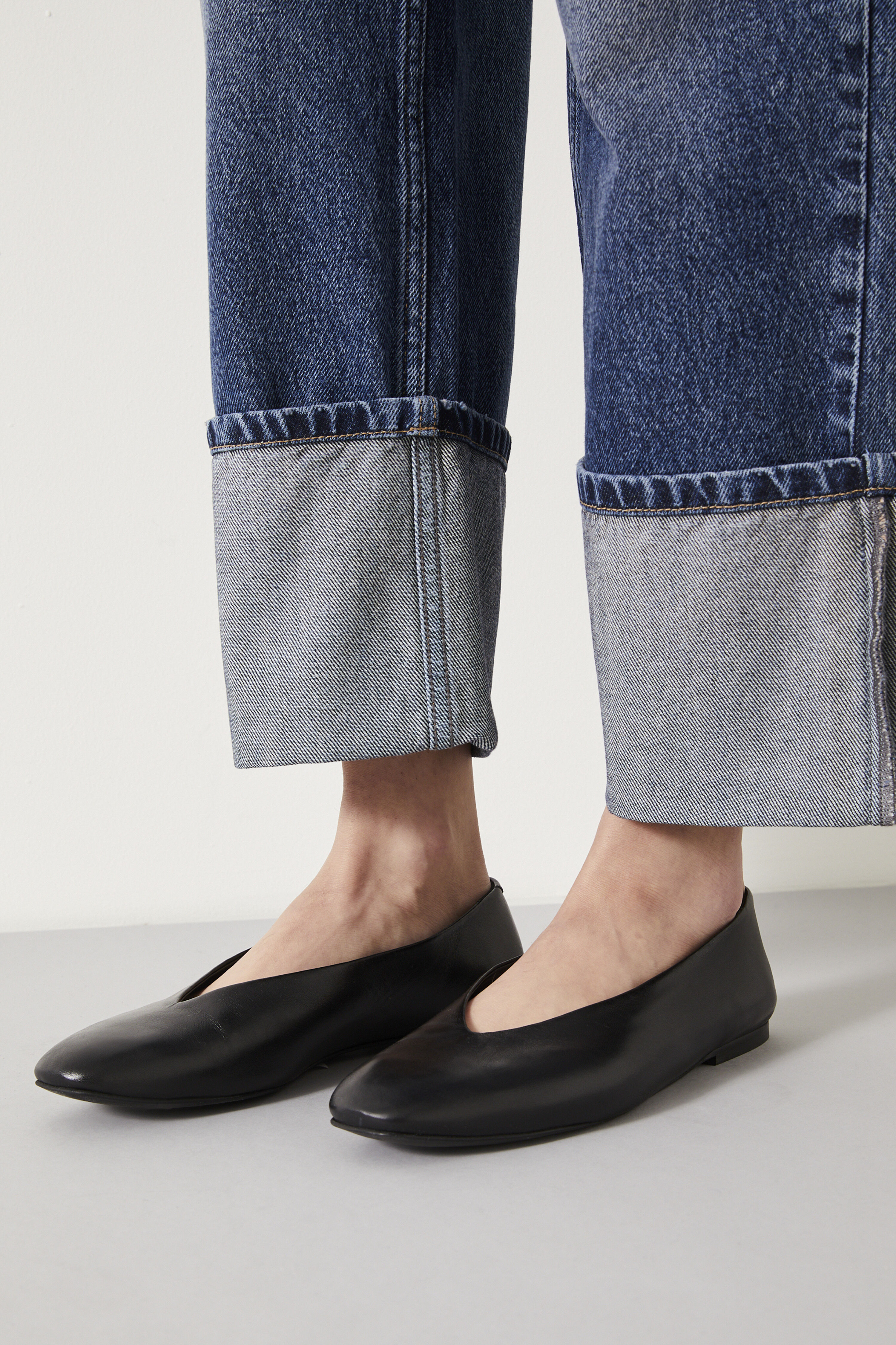 Leather sales ballet pumps