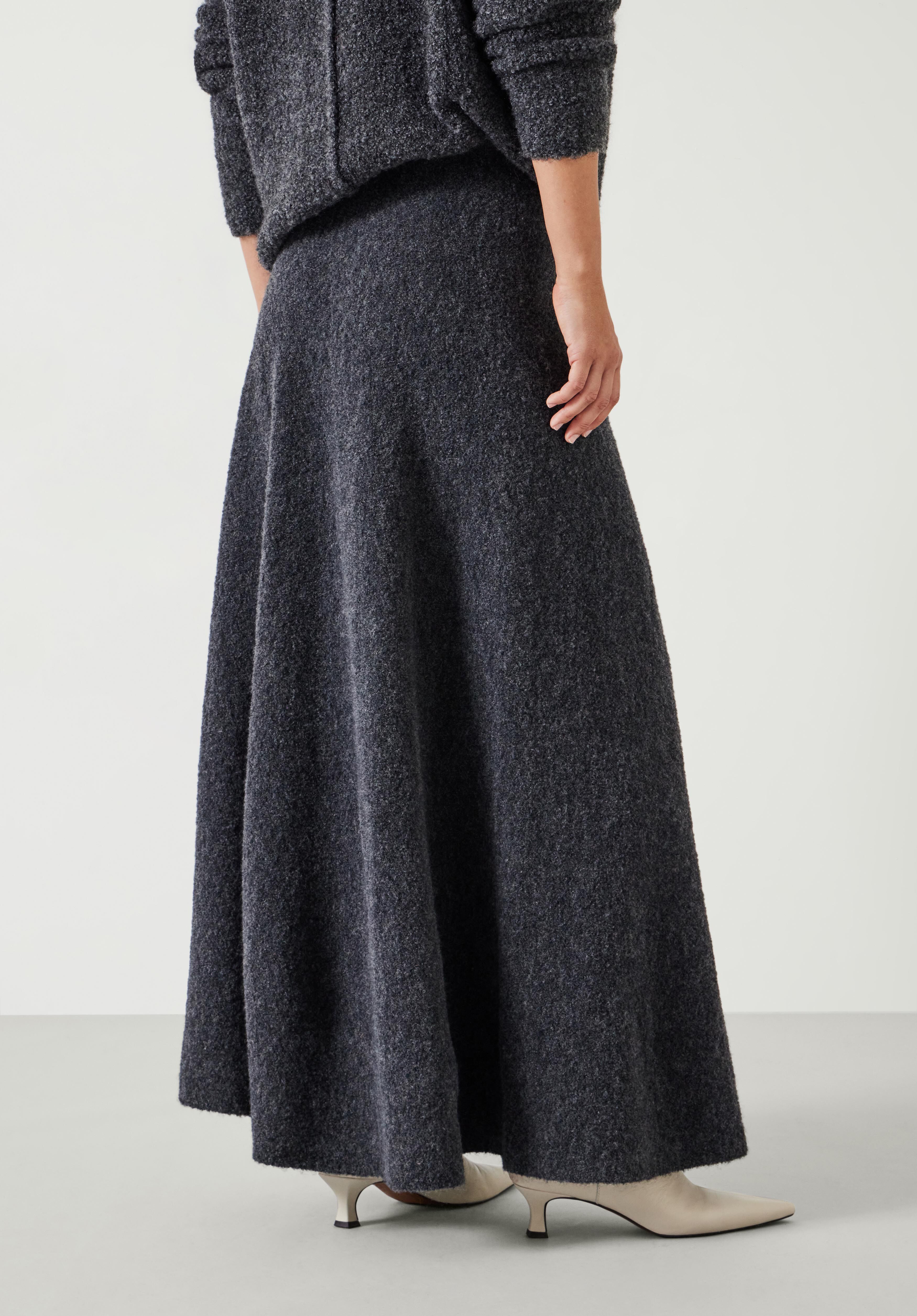 スカート Wool Midi Skirt Violet Wool Maxi Skirt | Black | hush