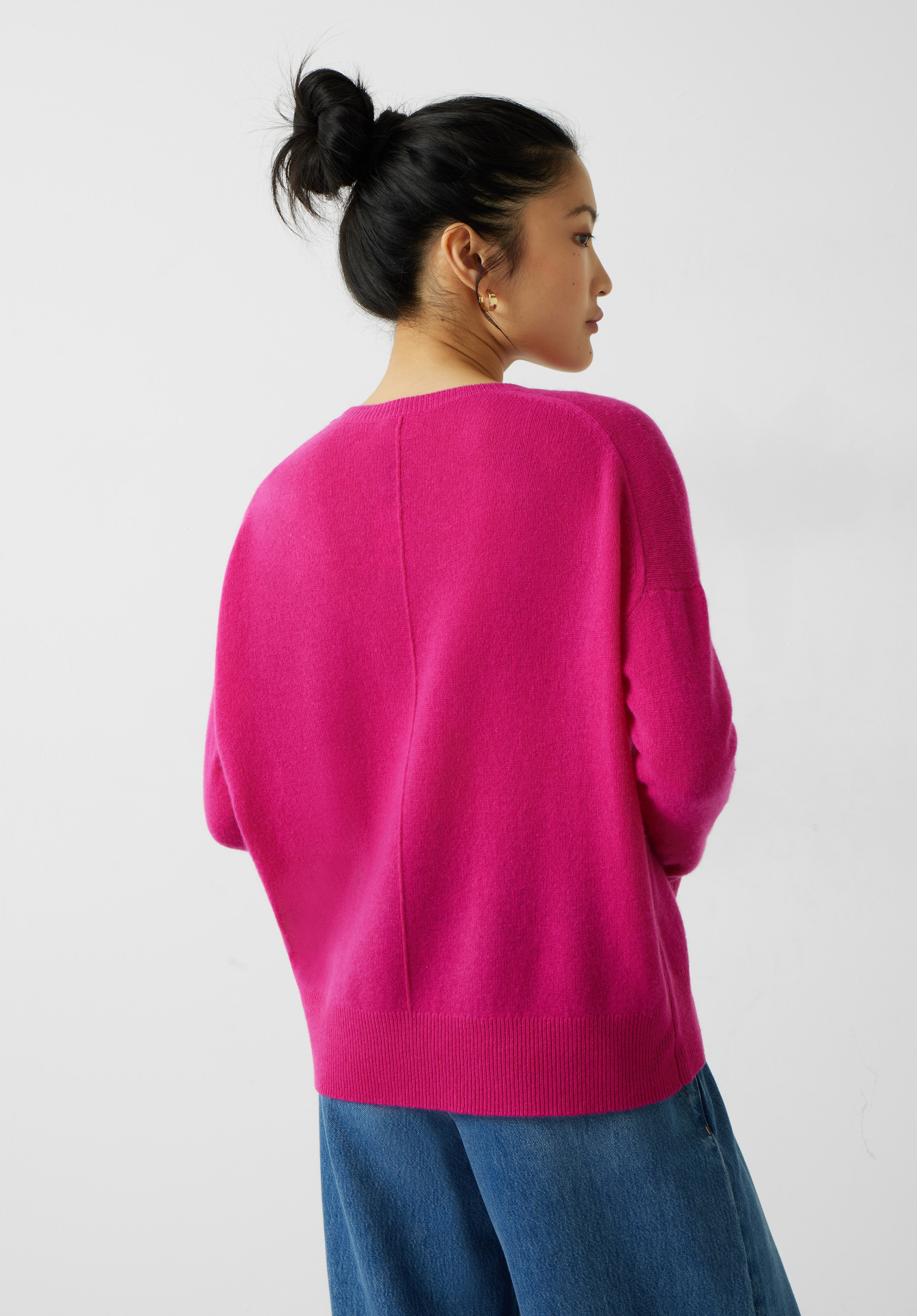 Bright pink cashmere sweater sale