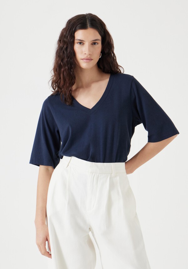 Reece V Neck Drapey T-Shirt