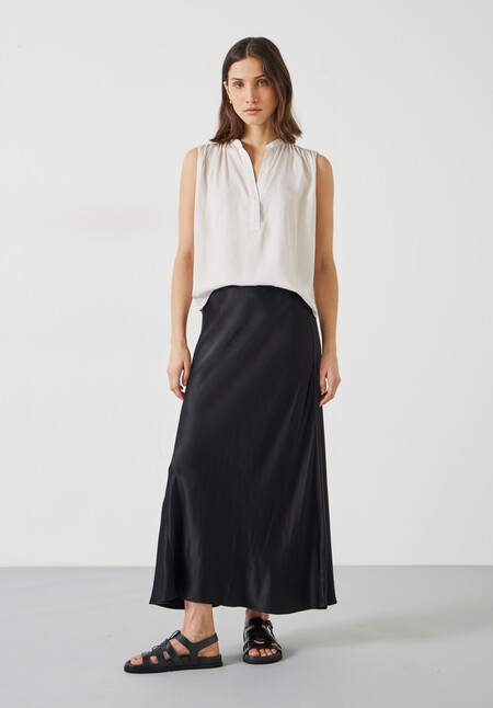 Kyla V-Neck Blouse