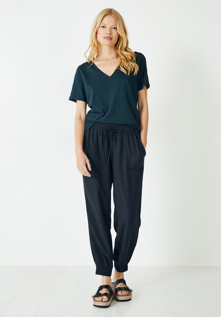 Kali Cotton Slub V-Neck T-Shirt