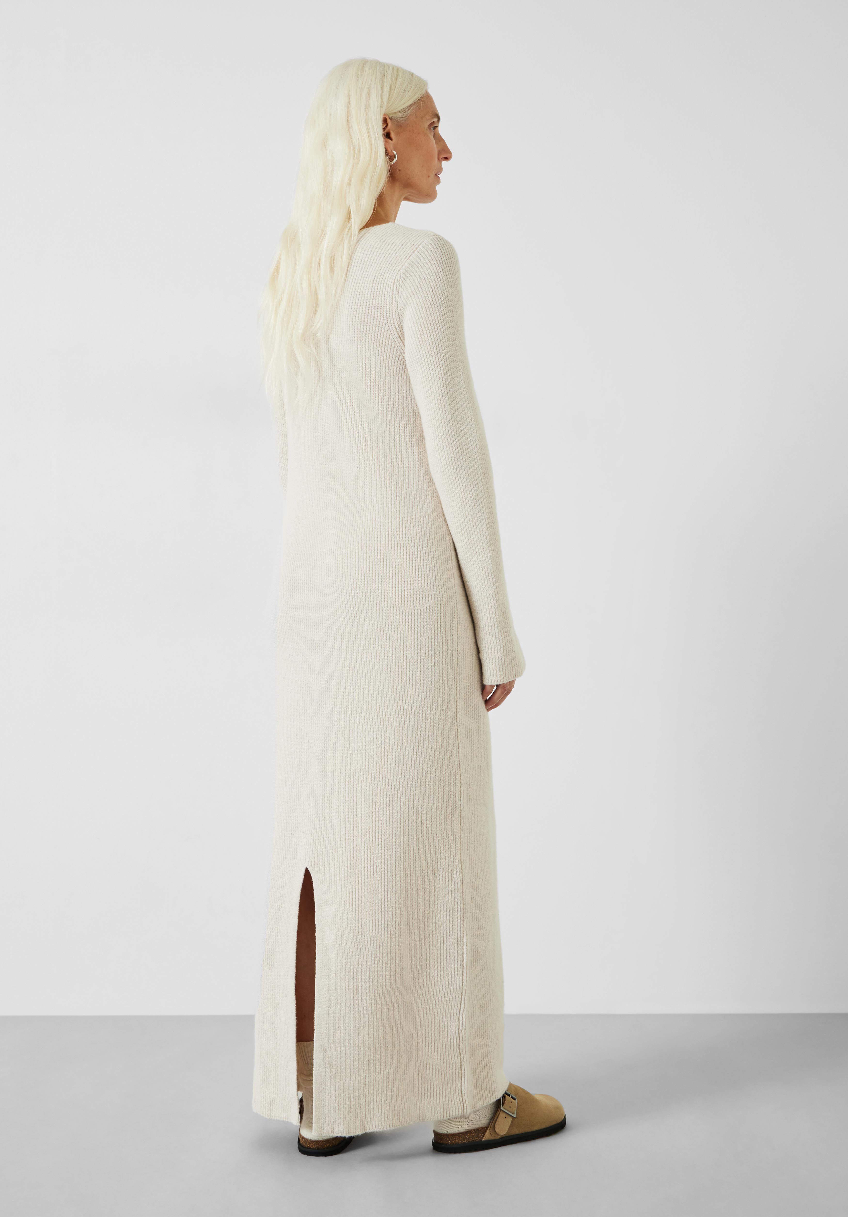 Long pull robe outlet
