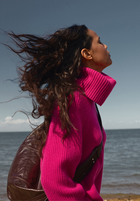 Mira Merino Wool Detachable Roll Neck Jumper