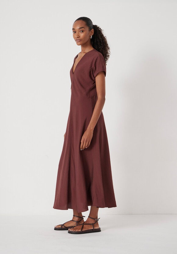 Grace Air Flow V-Neck Maxi Dress