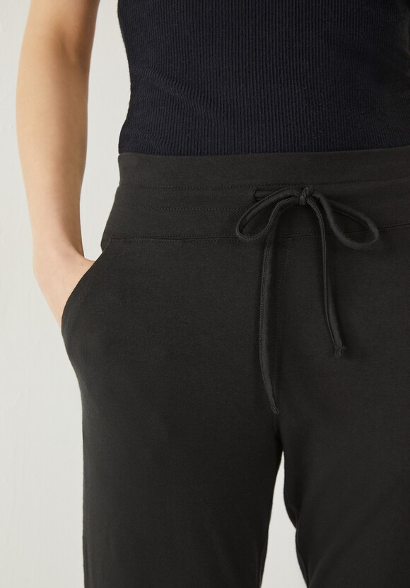 KIRSH Small Cherry Jogger Pants Black, Joggers & Sweatpants for Women