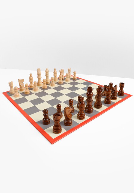 Kikkerland Chess Set