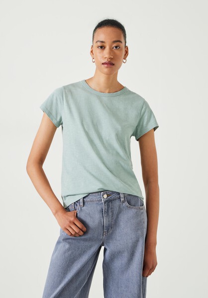 Slim Fit Slub Crew T-Shirt
