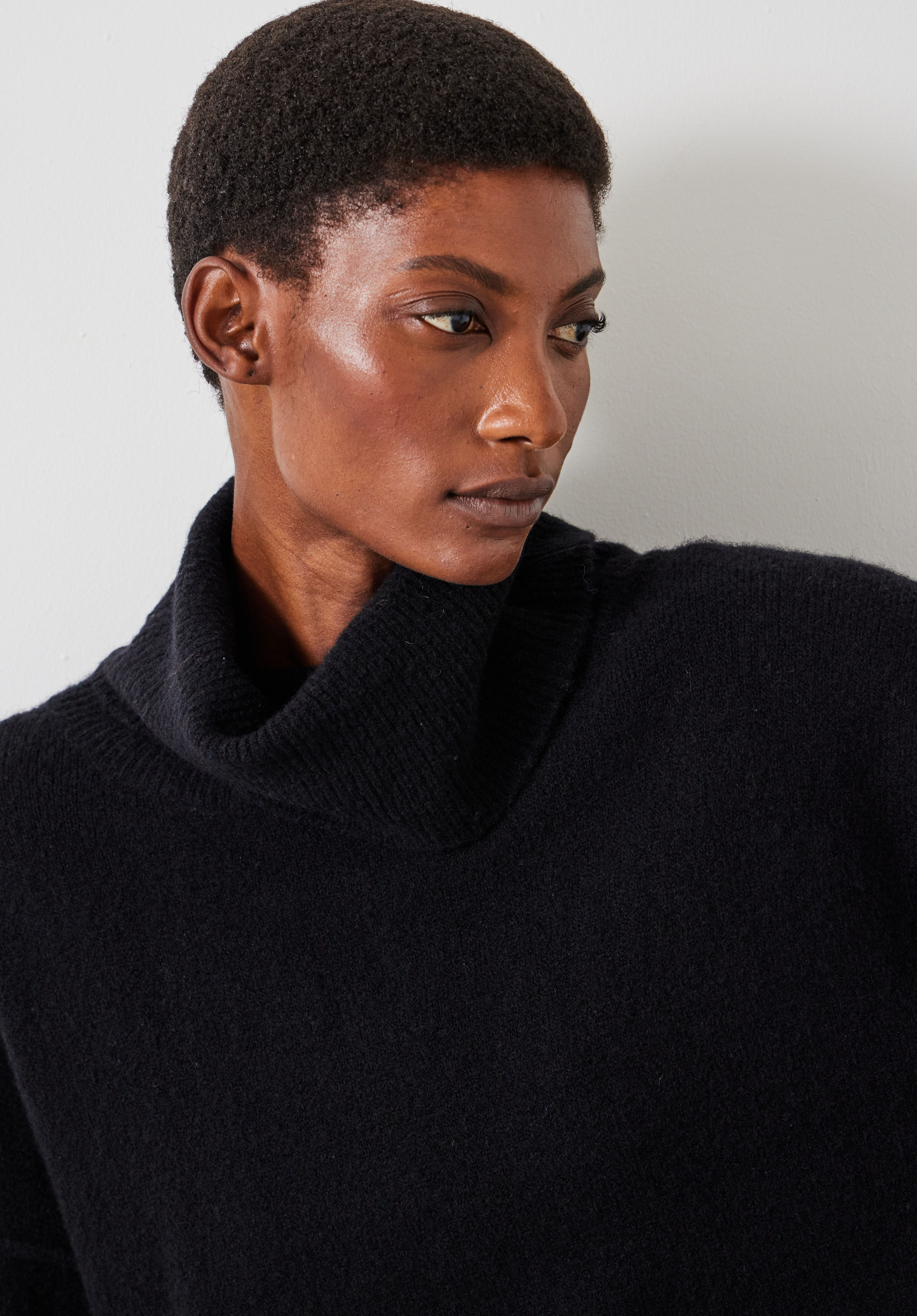 Black cropped roll neck jumper hot sale