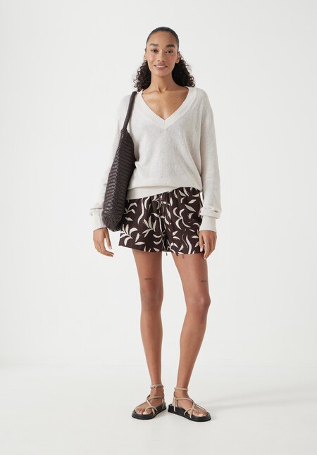 Linen Blend V Neck Jumper