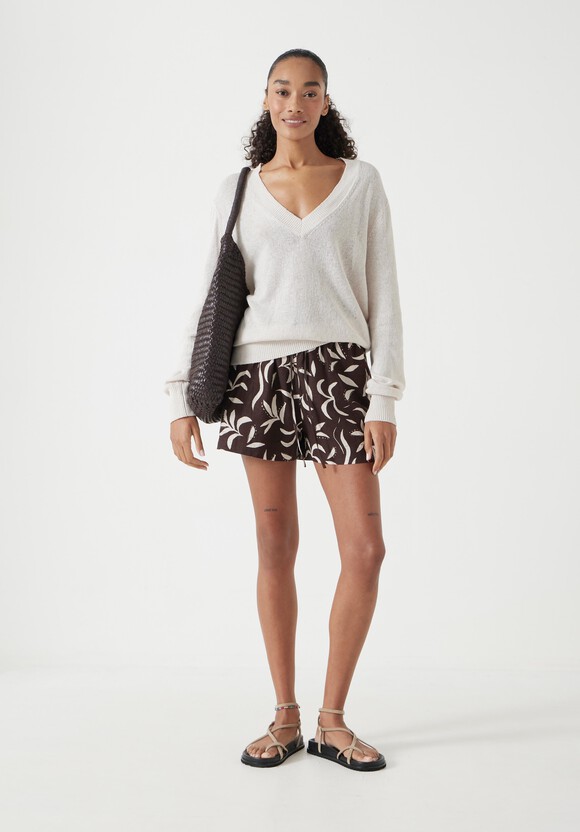 Linen Blend V Neck Jumper