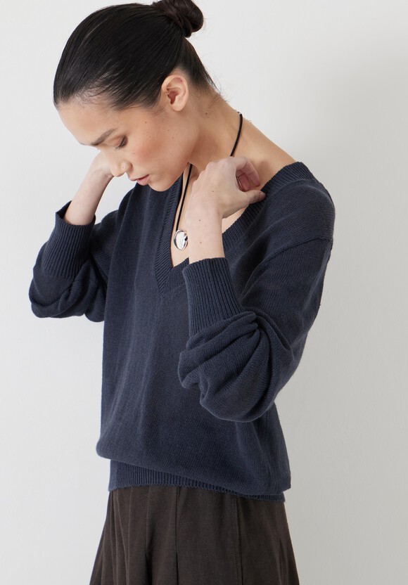 Linen Blend V Neck Jumper