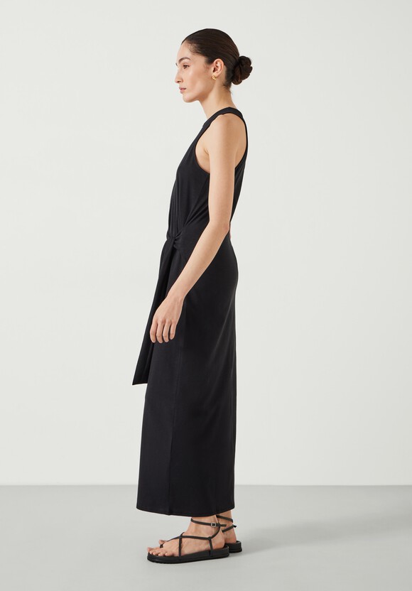 Isla Sleeveless Maxi Dress