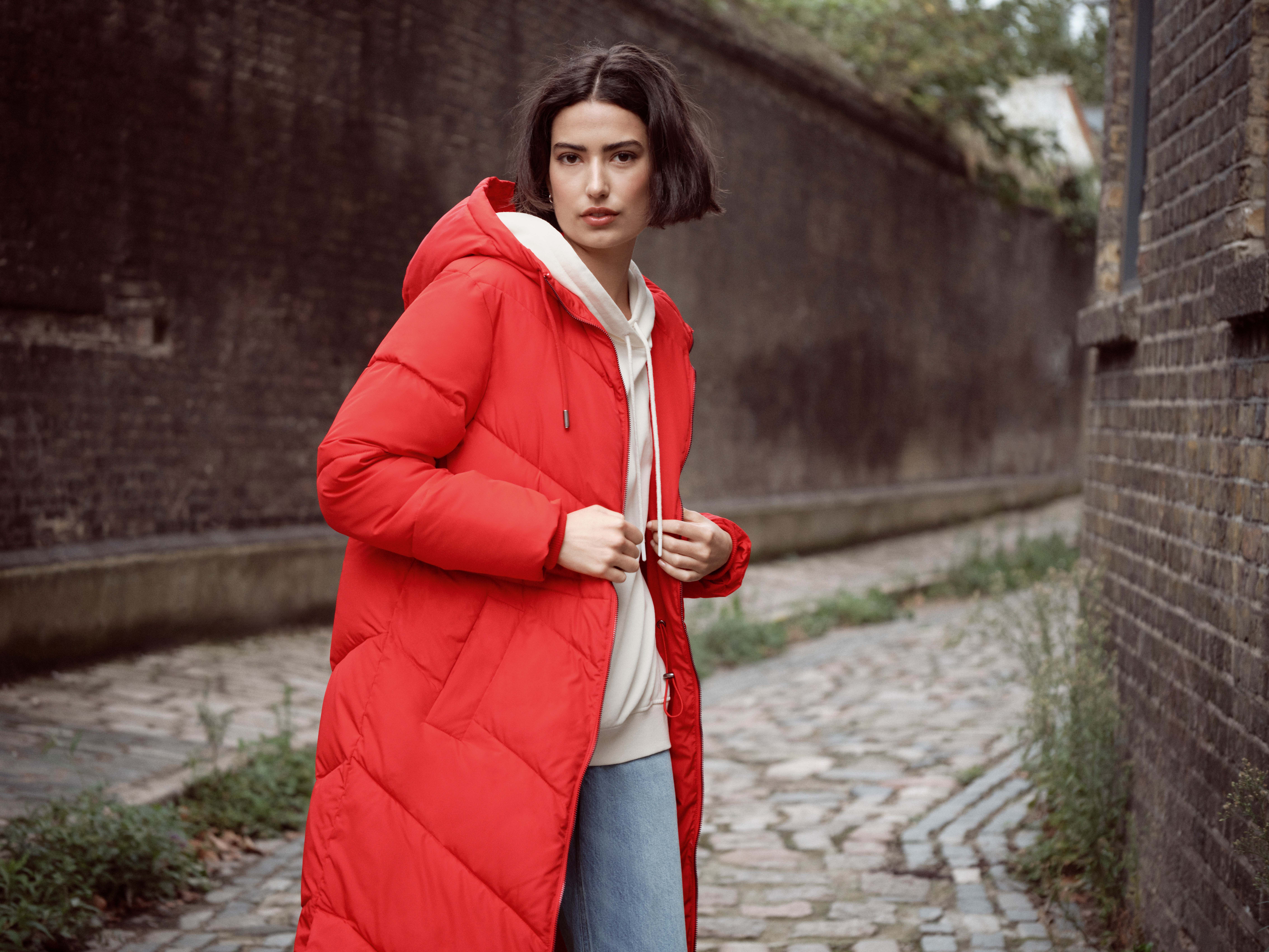 Red Jackets coats for Women hush