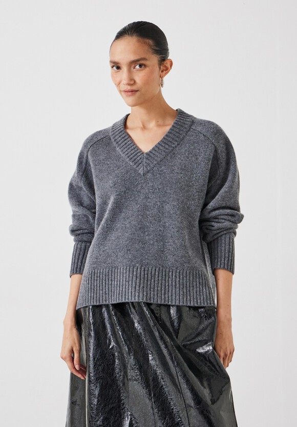 Erica Merino Wool V Neck Jumper