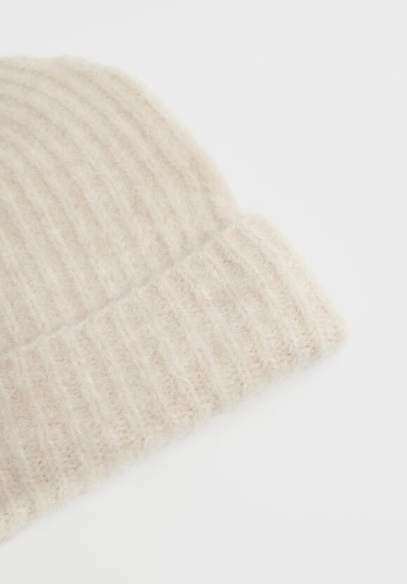 Riley Rib Beanie