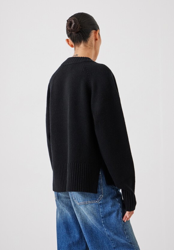 Erica Merino Wool V Neck Jumper