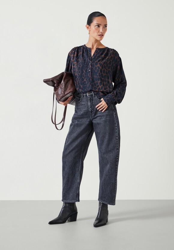 Fernanda Collarless Blouse