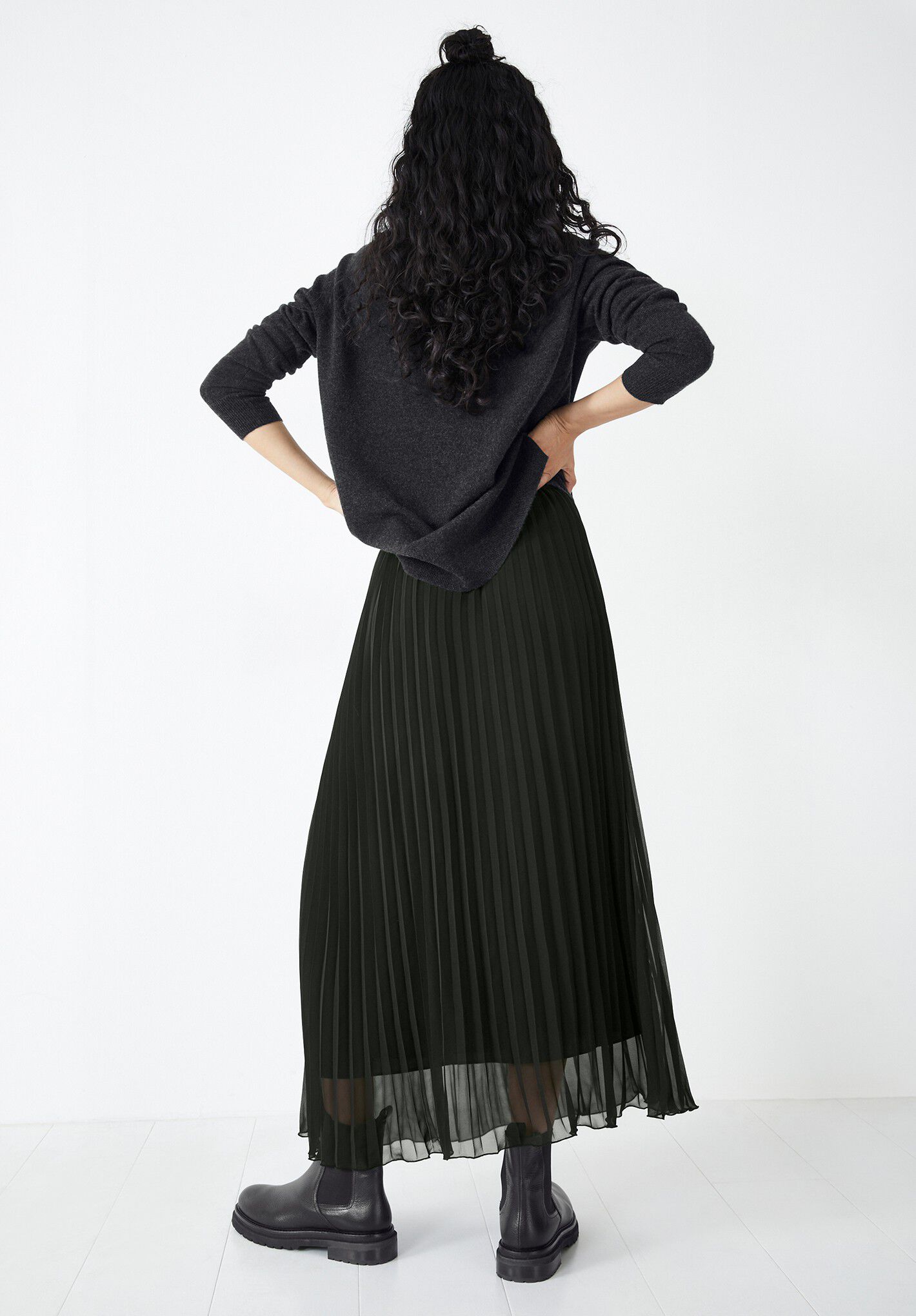 Black overall best sale skirt uk