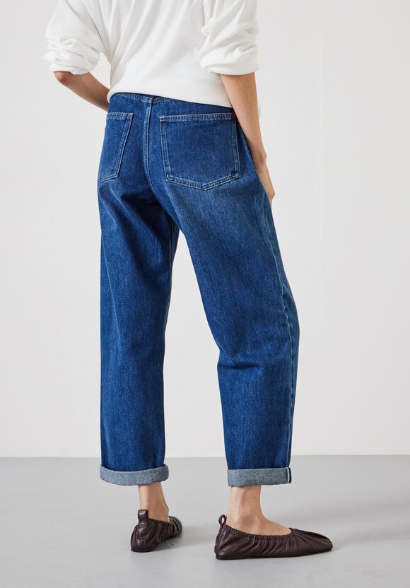 Button Fly Boyfriend Jean