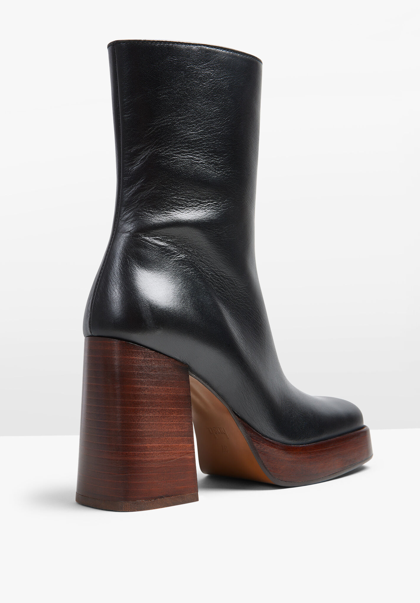 Block store platform boots