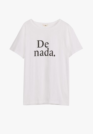 De Nada Relaxed T-Shirt
