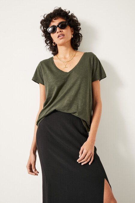 Slim V-Neck T-Shirt
