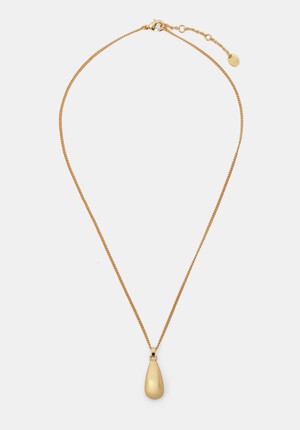 Teardrop Pendant Chain Necklace